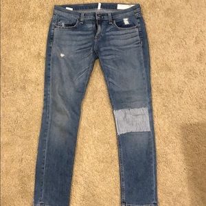 Rag & bone size 26 jeans only wore a few times